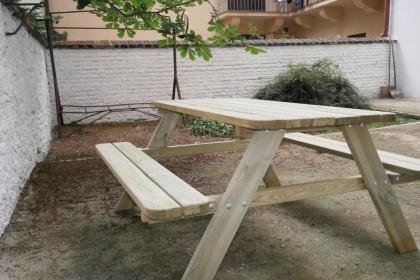Garden Apartment - image 11
